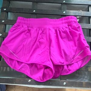 lululemon hotty hot 2.5”